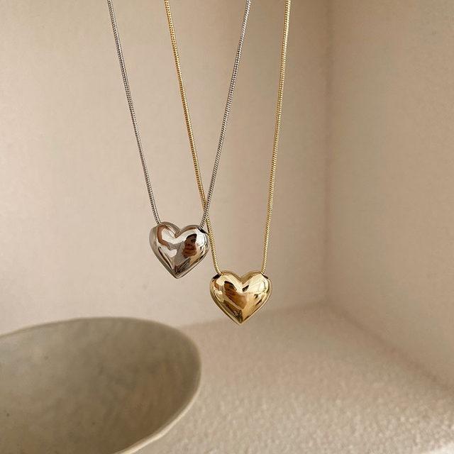 Magnetic Heart Design Gold Plated Gemstone Necklace